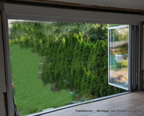 glasfaltwand_nach_aussen_oeffnend_in_schermbeck-de70632a